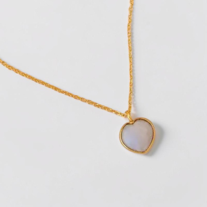 Collar con Colgante de Piedra Lunar Natural en Forma de Corazón, Bañado en Oro, Bisel de Latón, Hecho a Mano, con Eslabones de Circonita Cúbica, Color Personalizable, Moderno para Mujer - Product Image 1