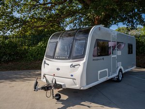 4 Berth Touring Caravan <b>Single</b> Axle Luxury Travel Trailer Fixed Island <b>Bed</b> Central Washroom Family Camping Caravan with Kitchen - Product Image 1
