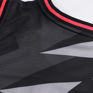 Uniformes de Baloncesto Personalizados de Fábrica OEM, Uniformes de Baloncesto Personalizados de Tela 100% Poliéster - Product Image 5