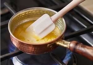 Handmade Rose Gold Copper Sauce <b>Pan</b> With Hammered Design And Wood Handle Vintage Kitchenware For Gas And <b>Induction</b> Cooker Use - Product Image 4