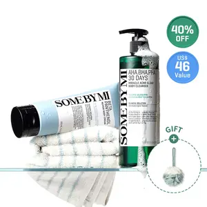 Set per la Cura della Pelle Clear Soothe Shower Set 400g Detergente Corpo Anti-Acne 200ml Crema Corpo Riparatrice al Beta Pantenolo - Product Image 1