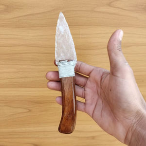 Nuevo Producto: Cuchillo de Cuarzo Transparente Natural, Punta de Flecha de Cristal Tallada con Diseño de Amor, Decoración Artesanal de Piedra, Regalo Curativo Coleccionable - Product Image 6