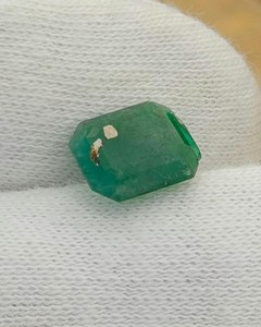 พลอยมรกตธรรมชาติทรงเหลี่ยม เกรดเครื่องประดับ สำหรับแหวน จี้ และคอลเลกชันต่างๆ - Product Image 6