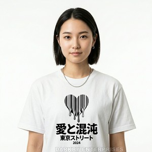 T-shirt pour femme de style streetwear japonais, t-shirt graphique urbain personnalisé, fabricant de t-shirts en coton lourd, style Harajuku, t-shirt ample pour femme - Product Image 1