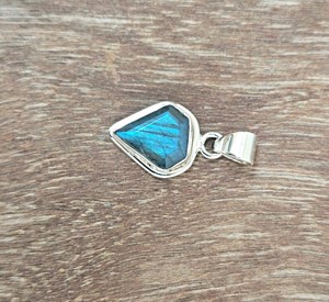 Labradorite Pendant 925 Sterling Silver <b>Solid</b> Gemstone Handmade Elegant Necklace Gift For Women Fashion Jewelry - Product Image 4