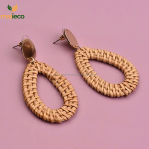 Meilleur prix à la mode bohème été plage gland boucles d'oreilles vente chaude bijoux de charme pour les femmes rotin boucle d'oreille - Product Image 1