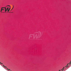 ลูกคริกเก็ตแข็งแบบกำหนดเองขายส่ง ดีไซน์ใหม่ หนังนิ่ม ไม้ตีคริกเก็ตแบบนุ่ม ลูกคริกเก็ตแข็งผลิตในปากีสถาน - Product Image 3