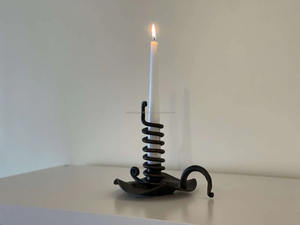 Bougeoir en métal en forme de ressort pour Noël pour décor festif - Product Image 4