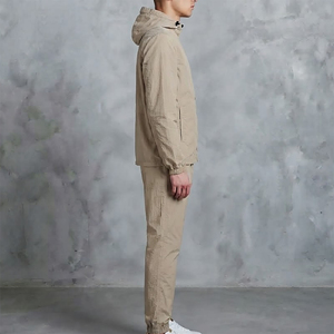 Hot Selling Casual Wear Slim Fitted Solid Color Lightweight Training Wear Windbreaker Tracksuit High Street Style <b>Men</b> <b>Sweat</b> <b>suit</b> - Product Image 2