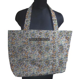 Main bloc imprimé indien coton toile Style bohème sac fourre-tout femmes sac à bandoulière fait à la main par des artistes fabriqués en Inde - Product Image 1