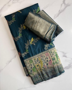 Magnifique soie Georgette avec bordure en dentelle artisanale Pure Jarkan et diamants sur le sari - Product Image 3