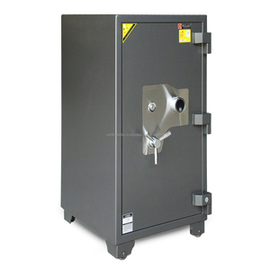 Cake Safe Delivery <b>Box</b> <b>With</b> A Rod Duisburg Germany - Product Image 1