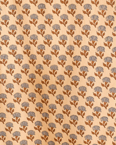 Tissu en coton imprimé à la main indien écologique, motif floral botanique bleu, tissu doux au mètre, pour robes et décoration intérieure de Jaipur - Product Image 4
