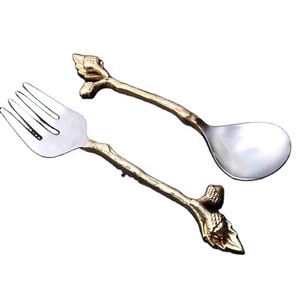 Couverts en métal cuillère et fourchette couverts en acier inoxydable plaqué or service à salade ou cuillère Gadgets de cuisine de qualité supérieure ensemble de couverts - Product Image 1