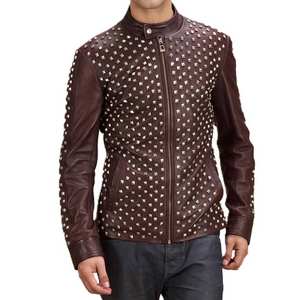 Veste en cuir cloutée marron pour homme, style punk rock motard, avec rivets métalliques, coupe ajustée et fermeture éclair sur le devant - Product Image 1