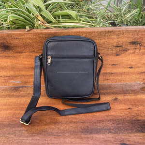 Hot Selling Custom Genuine Leather <b>Small</b> Shoulder Messenger <b>Bags</b> for <b>Men</b> High Quality Cowhide Leather <b>Crossbody</b> Satchel <b>Bags</b> - Product Image 5