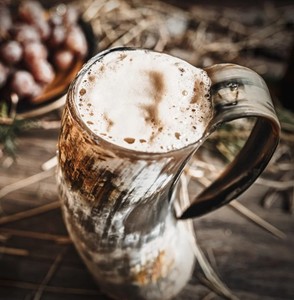 Jarra de Cuerno Vikinga Premium, Taza de Cerveza de Cuerno de Buey Natural de la Mejor Calidad, Estilo Medieval, Artículo de Regalo Hecho a Mano - Product Image 5