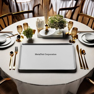 Bandeja Rectangular de Acero Inoxidable con Acabado Mate para Servir Alimentos, Diseño Simple, para Restaurantes, Fiestas, Catering y Repostería - Product Image 4