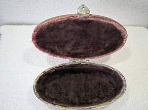 Ensemble de trois boîtes à bijoux en acrylique personnalisées, faites à la main, de luxe moderne, avec incrustations en os et laiton, style Suri - Product Image 2