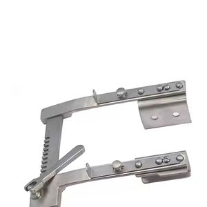 Pince à écartement de côtes Burford, forceps de rétraction de côtes atraumatiques, à commande manuelle, en acier, certifiée CE ISO, par Grip Surgical - Product Image 3