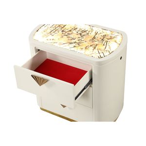 Mesa de Noche de Madera Estilo Moderno La Pierre con 3 Cajones Color Beige y Detalles Dorados - Product Image 4