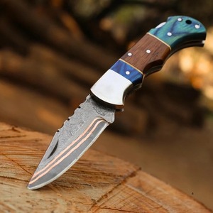 Navaja de bolsillo plegable hecha a mano con hoja de acero de Damasco y cobre, punta de cuchillo tipo Drop Point de 6.5 pulgadas, mango de madera con funda de cuero, cuchillo para exteriores. - Product Image 4