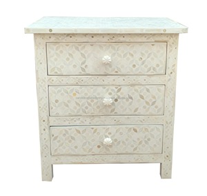 Table de chevet tabouret à 3 tiroirs en os incrusté géométrique blanc, artisanale et traditionnelle, mobilier indien pour chambre, salon, atelier - Product Image 3