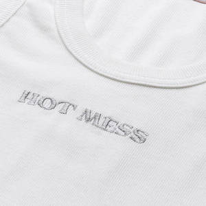 Top court en tricot doux, très tendance, avec encolure dégagée et col haut sans manches, pour un look parfait - Product Image 6