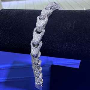 Bracelet Moissanite Plaqué Or Effet Givré 10mm Pierres VVS Couleur D Tendance Hip Hop Femme Argent Sterling 925 - Product Image 1