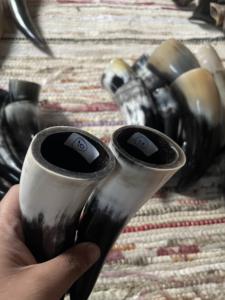 งานตกแต่งผนังรูปเขาสัตว์ขัดเงาแบบลองฮอร์น คู่หนึ่ง ดีไซน์อาร์ตเดโค ขนาดใหญ่ 10 ถึง 18 นิ้ว สำหรับงานแต่งงาน วันเกิด วันครบรอบ - Product Image 2