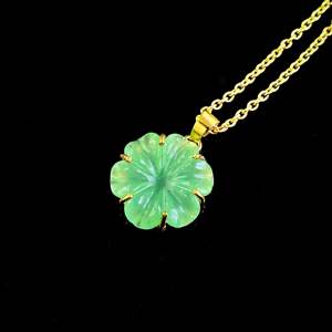 Colgante de calcedonia verde natural con forma de flor, collar de piedras preciosas talladas a mano para mujer, regalo de cumpleaños, joyería de moda al por mayor - Product Image 5
