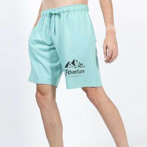 Shorts Bermuda en coton bleu clair pour homme avec imprimé aventure en montagne, taille à cordon de serrage, shorts décontractés - Product Image 4