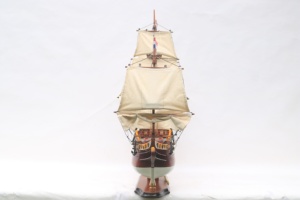 Modèle de bateau à voile en bois fait main - Modèle réduit de la célèbre navire hollandais East Indiaman, décoration pour la maison ou le bureau, Batavia peinte - Product Image 2