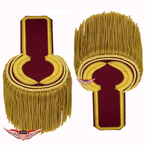 Epaulettes Bordadas Personalizadas KEW Verdes con Flecos Dorados, Accesorio de Tela Elegante - Product Image 5