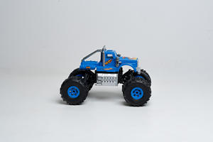 Coche RC de Alta Velocidad Mirana - Monster Truck |   Coche de carreras para niños |   Altavoz Bluetooth integrado para todoterreno |   Recargable por USB Tipo-C - Product Image 3