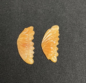 Pierre précieuse naturelle en aventurine orange sculptée en forme de feuille |   Pierres brutes sculptées à la main pour la fabrication de bijoux et la vente en gros - Product Image 4
