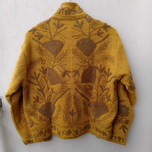 เสื้อแจ็คเก็ตผ้าควิลท์ปักลายซูซานีแบบกลับด้านได้ ขายดีประจำปี 2026 สีเหลืองลายดอกไม้สไตล์โบโฮ ปักมือ ผ้าฝ้าย ระบายอากาศได้ดี เป็นมิตรกับสิ่งแวดล้อม - Product Image 3