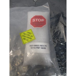 AMAT 0021-06923 แคลมป์, ฐาน, สายแก๊สแบบยืดหยุ่น DZ IHZ - อุปกรณ์และอะไหล่เซมิคอนดักเตอร์ระดับโลกที่เชื่อถือได้ - Product Image 1