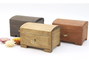 Boîte à bijoux en bois personnalisée pour filles avec fermeture magnétique, marque Tayyab Handicraft, taille personnalisée, en provenance d'Inde - Product Image 1