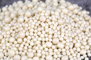 Wholesale Export Supplier Fast Shipping OEM/ODM Service HALAL Pearl Silver Compound Chocolate Crispy Balls Cocoa Decorating Cake - Product Image 4