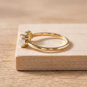 Lab Diamond 0.56ct Oval And Round Cluster <b>Ring</b> for Women E Color VVS VS Clarity 10k 14k 18k Solid Gold <b>Thin</b> Band IGI Certified - Product Image 4