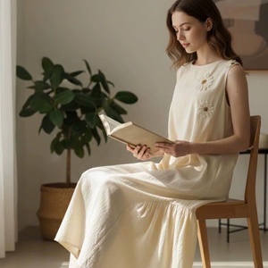 Vestido Maxi sin Mangas de Algodón Hecho a Mano, Elegante, Minimalista, Estilo Boho, Corte en A, para Salidas Informales y Vacaciones - Product Image 1