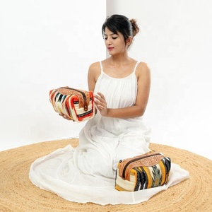 กระเป๋าถือหนังวัวแท้แฟชั่นระดับชาติสำหรับผู้หญิงกระเป๋าถือมีซิปเปิดปิดแบบสั้นกันขโมย - Product Image 2