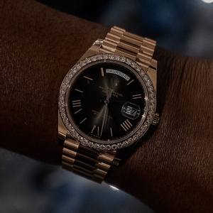 Reloj de Lujo de Edición Limitada con Correa de Acero Inoxidable de Alta Calidad para Hombre, Estilo Hip Hop, Esfera Negra Antigua con Diamantes - Product Image 4