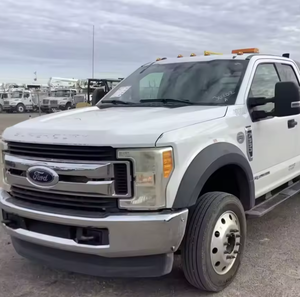 Precio al por mayor: Camión Ford F550 4x4 de cabina extendida y plataforma plana, usado 2018, listo para exportar a todo el mundo. - Product Image 3