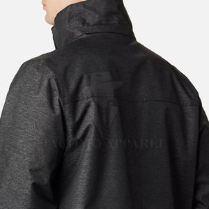 Veste de ski imperméable pour homme, modèle hiver, avec capuche, fermeture éclair avant et plusieurs poches de rangement. - Product Image 4