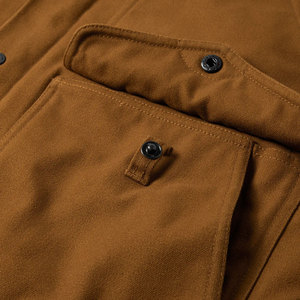 Chemise-veste en toile marron pour homme avec fermeture boutonnée et poches poitrine, style workwear, coupe classique, pour l'automne - Product Image 3