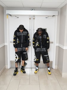 2026 Men's <b>Hoodie</b> & Shorts Set <b>Black</b> Yellow <b>Panther</b> Print Streetwear Full Zip Sweatshirt Autumn Casual Wear - Product Image 2