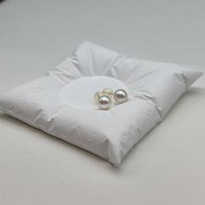 Boucles d'oreilles en argent 925 de haute qualité pour femmes, perles d'eau douce naturelles AK de 5 à 6 mm, rondes et impeccables, design élégant et chic - Product Image 2