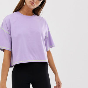 Camiseta Corta Holgada para Mujer con Costuras en Contraste, Estilo Urbano Informal, Logotipo Personalizado, Venta al Por Mayor - Product Image 4